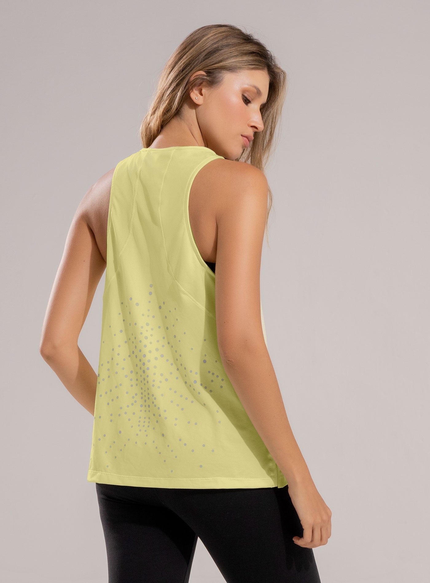 BLUSA DEPORTIVA CON ESTAMPADO