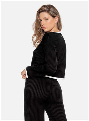 Blusa casual color negro para mujer, marca BABALÚ, referencia 110513, vista lateral. Compra al por mayor en int.babalu.com.co en USD.