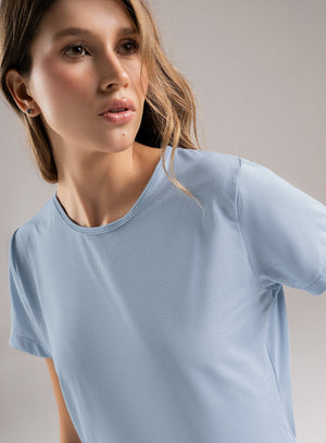 Camiseta deportiva color azul para mujer, marca BABALÚ, referencia 112823, vista frontal. Compra al por mayor en int.babalu.com.co en USD.