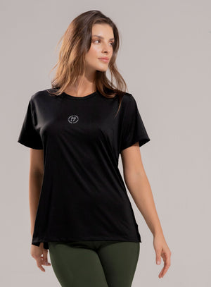 Camiseta deportiva color blanco para mujer, marca BABALÚ, referencia 112563, vista frontal. Compra al por mayor en int.babalu.com.co en USD.