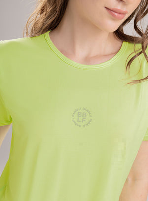 Camiseta deportiva color verde para mujer, marca BABALÚ, referencia 113893, vista frontal. Compra al por mayor en int.babalu.com.co en USD.