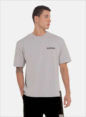 Camiseta oversize color gris para hombre, marca BBL MEN, referencia 29, vista frontal. Compra al por mayor en int.babalu.com.co en USD.