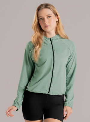 Chaqueta deportiva color verde para mujer, marca BABALÚ, referencia 114333, vista frontal. Compra al por mayor en int.babalu.com.co en USD.