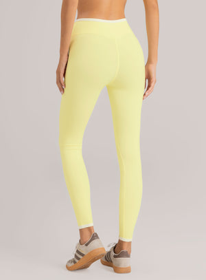 Leggins deportivo color amarillo para mujer, marca BABALÚ, referencia 114893, vista trasera. Compra al por mayor en int.babalu.com.co en USD.