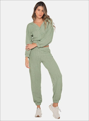 Pantalon casual color verde para mujer, marca BABALÚ, referencia 111573, vista frontal. Compra al por mayor en int.babalu.com.co en USD.