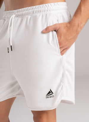 Pantaloneta deportiva color blanco para hombre, marca INIZIO, referencia 86806, vista frontal. Compra al por mayor en int.babalu.com.co en USD.