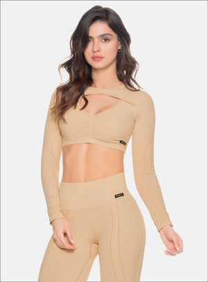 Top deportivo color beige para mujer, marca BABALÚ, referencia 109313, vista frontal. Compra al por mayor en int.babalu.com.co en USD.