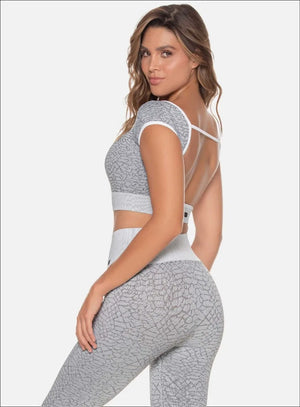Top deportivo color blanco para mujer, marca BABALÚ, referencia 109843, vista trasera. Compra al por mayor en int.babalu.com.co en USD.