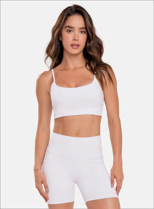 Top deportivo color blanco para mujer, marca BABALÚ, referencia 15943, vista frontal. Compra al por mayor en int.babalu.com.co en USD.