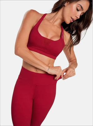 Top deportivo color negro para mujer, marca BABALÚ, referencia 32553, vista frontal. Compra al por mayor en int.babalu.com.co en USD.