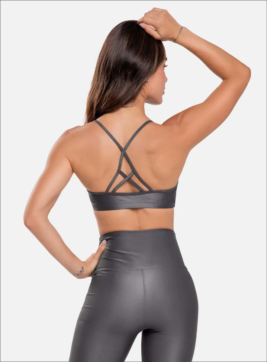 TOP DEPORTIVO APARIENCIA CUERO