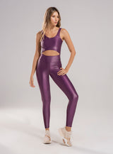 ENTERIZO DEPORTIVO TELA APARIENCIA CUERO CON CIERRE