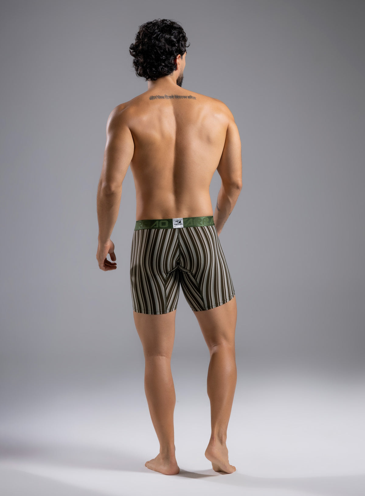 Bóxer de talle largo a rayas, elaborado en microfibra Tarrao Verde Militar ref 17001I