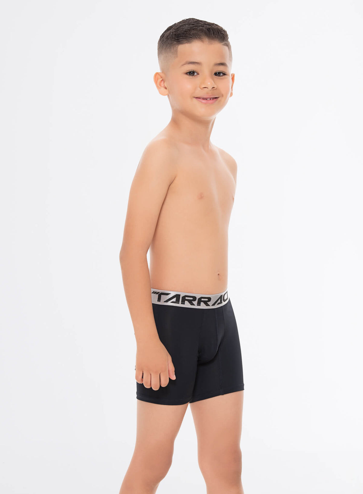 Boxer junior color negro para infantil, marca TARRAO, referencia 77931, vista frontal. Compra al por mayor en int.babalu.com.co en USD.
