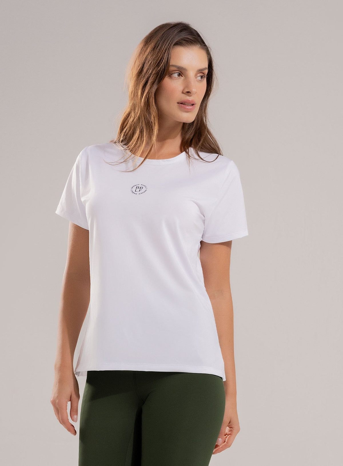 Camiseta deportiva color blanco para mujer, marca BABALÚ, referencia 112563, vista frontal. Compra al por mayor en int.babalu.com.co en USD.