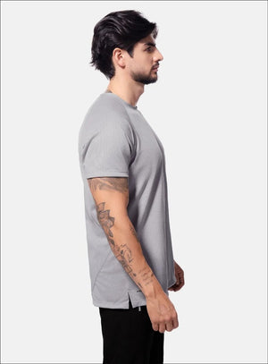 Camiseta deportiva color gris para hombre, marca INIZIO, referencia 86536, vista lateral. Compra al por mayor en int.babalu.com.co en USD.