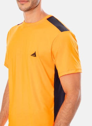 Camiseta deportiva color naranja para hombre, marca INIZIO, referencia 86066, vista frontal. Compra al por mayor en int.babalu.com.co en USD.