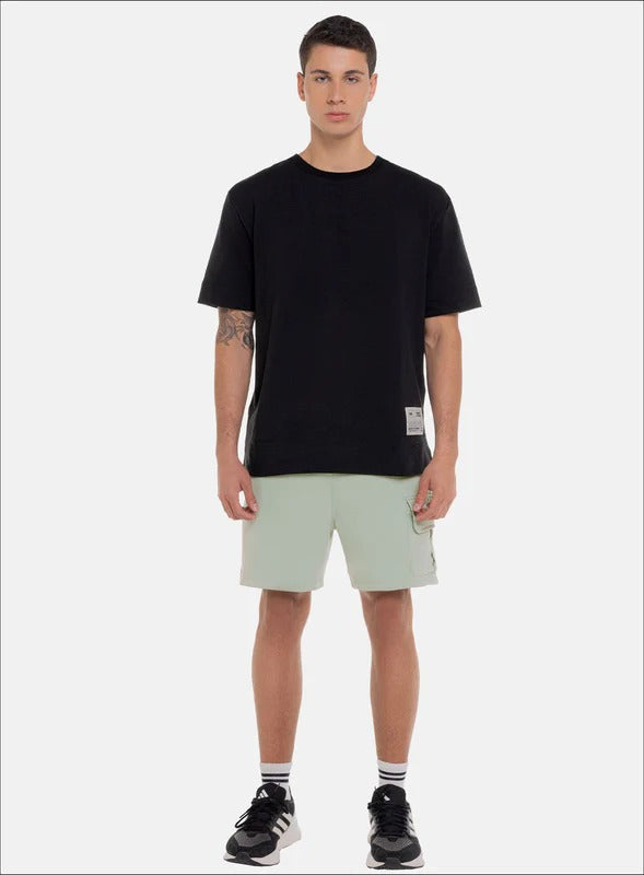 Camiseta oversize color negro para hombre, marca BBL MEN, referencia 129, vista frontal. Compra al por mayor en int.babalu.com.co en USD.