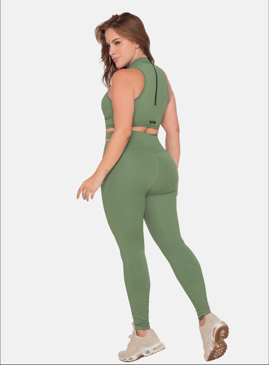 Leggins deportivo color verde para mujer, marca BABALÚ, referencia 110103, vista trasera. Compra al por mayor en int.babalu.com.co en USD.