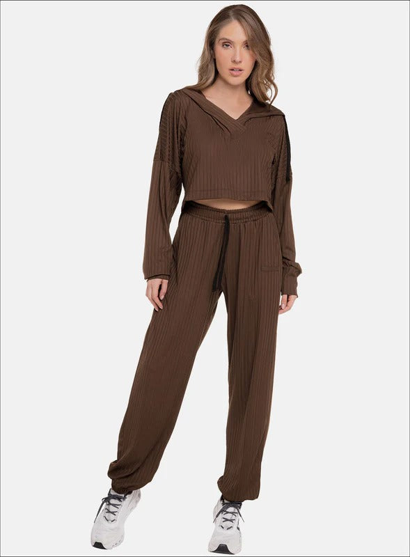 Pantalon casual color taupe para mujer, marca BABALÚ, referencia 111713, vista frontal. Compra al por mayor en int.babalu.com.co en USD.