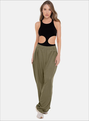Pantalon casual color verde para mujer, marca BABALÚ, referencia 112173, vista frontal. Compra al por mayor en int.babalu.com.co en USD.
