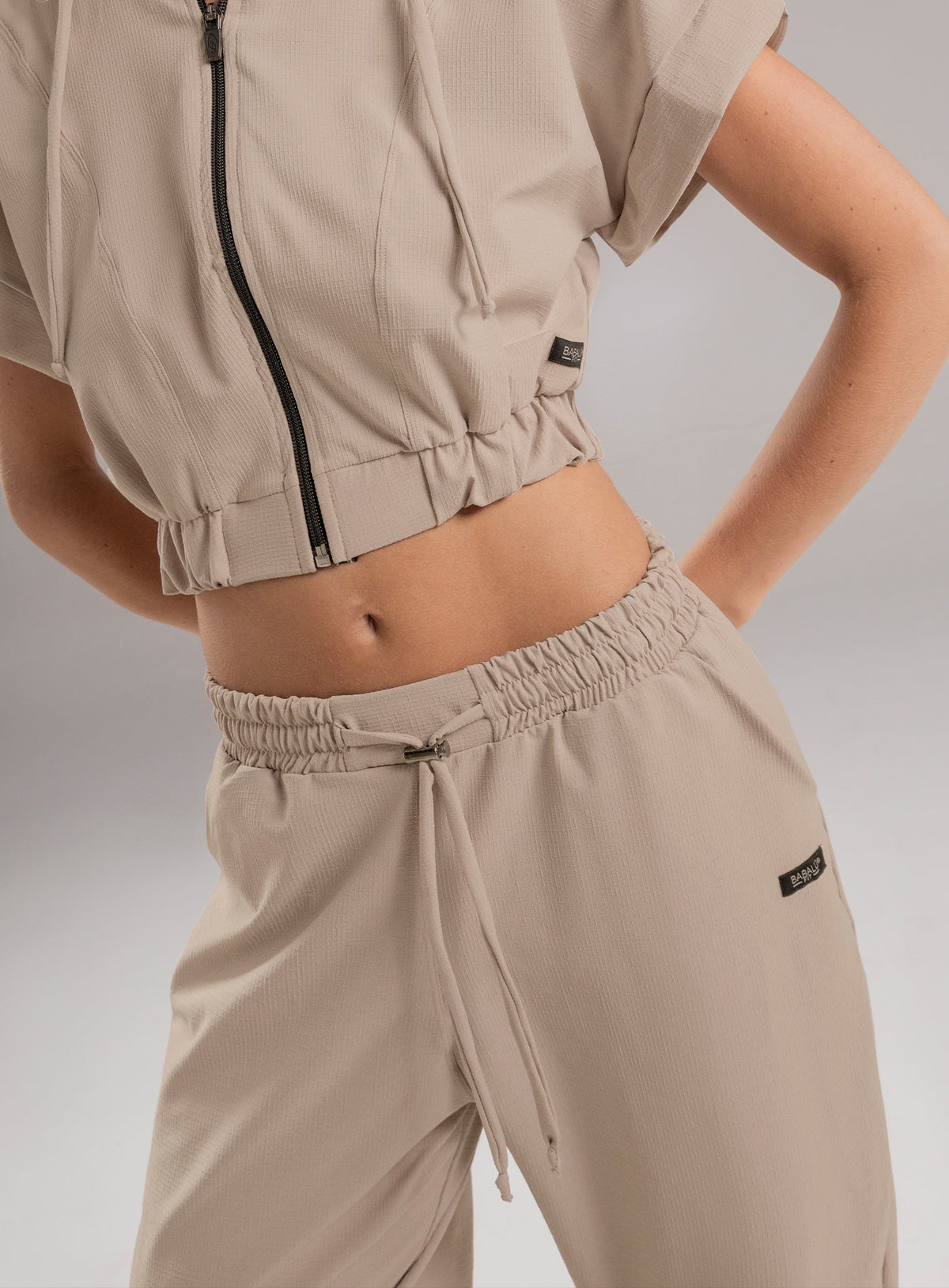 Pantalon deportivo color arequipe para mujer, marca BABALÚ, referencia 112483, vista frontal. Compra al por mayor en int.babalu.com.co en USD.