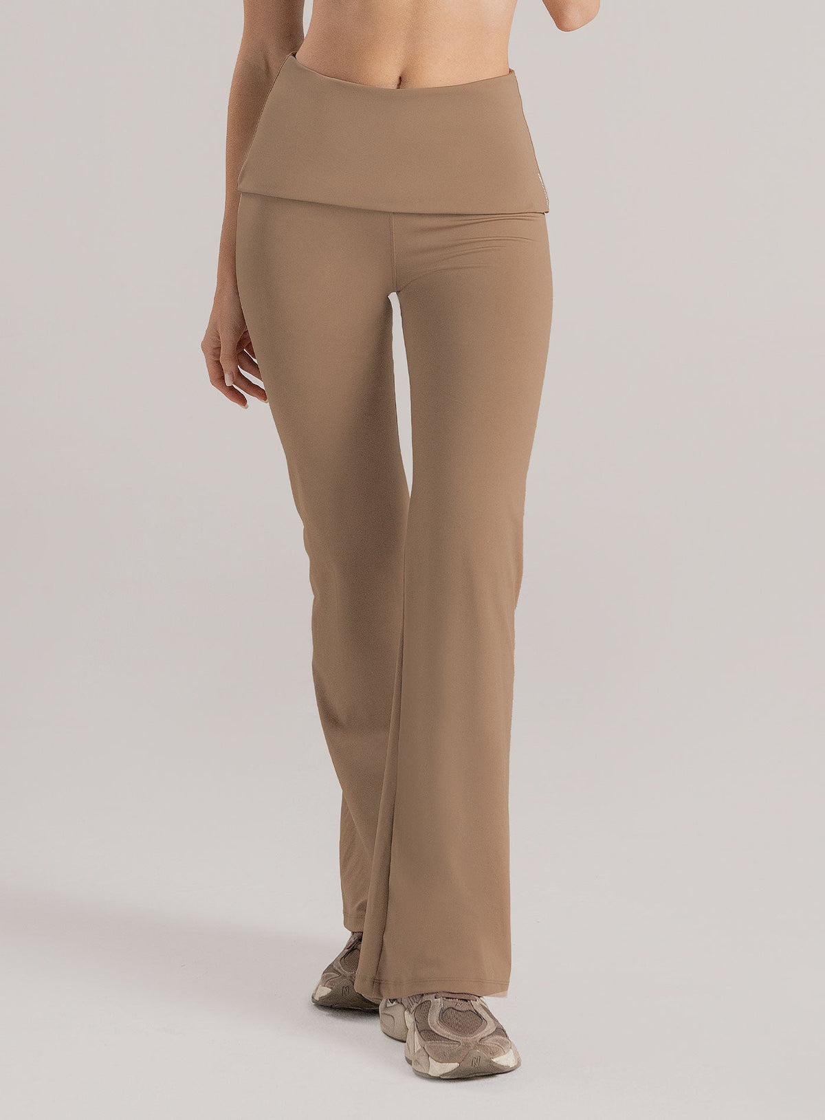Pantalon deportivo color arequipe para mujer, marca BABALÚ, referencia 114043, vista frontal. Compra al por mayor en int.babalu.com.co en USD.