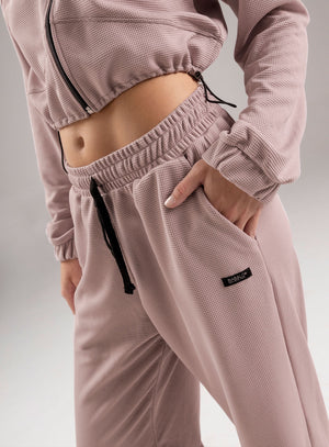 Pantalon estilo color palo rosa para mujer, marca BABALÚ, referencia 113153, vista detalle. Compra al por mayor en int.babalu.com.co en USD.