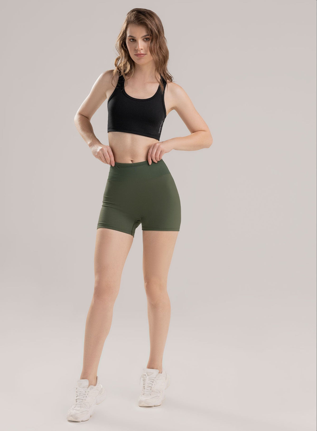 Short suplex color verde para mujer, marca BABALÚ, referencia 113613, vista frontal. Compra al por mayor en int.babalu.com.co en USD.