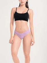 TANGA BRASILERA PASIONAL CON DELICADA FRANJA DELGADA EN CINTURA