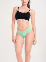 TANGA BRASILERA PASIONAL CON DELICADA FRANJA DELGADA EN CINTURA