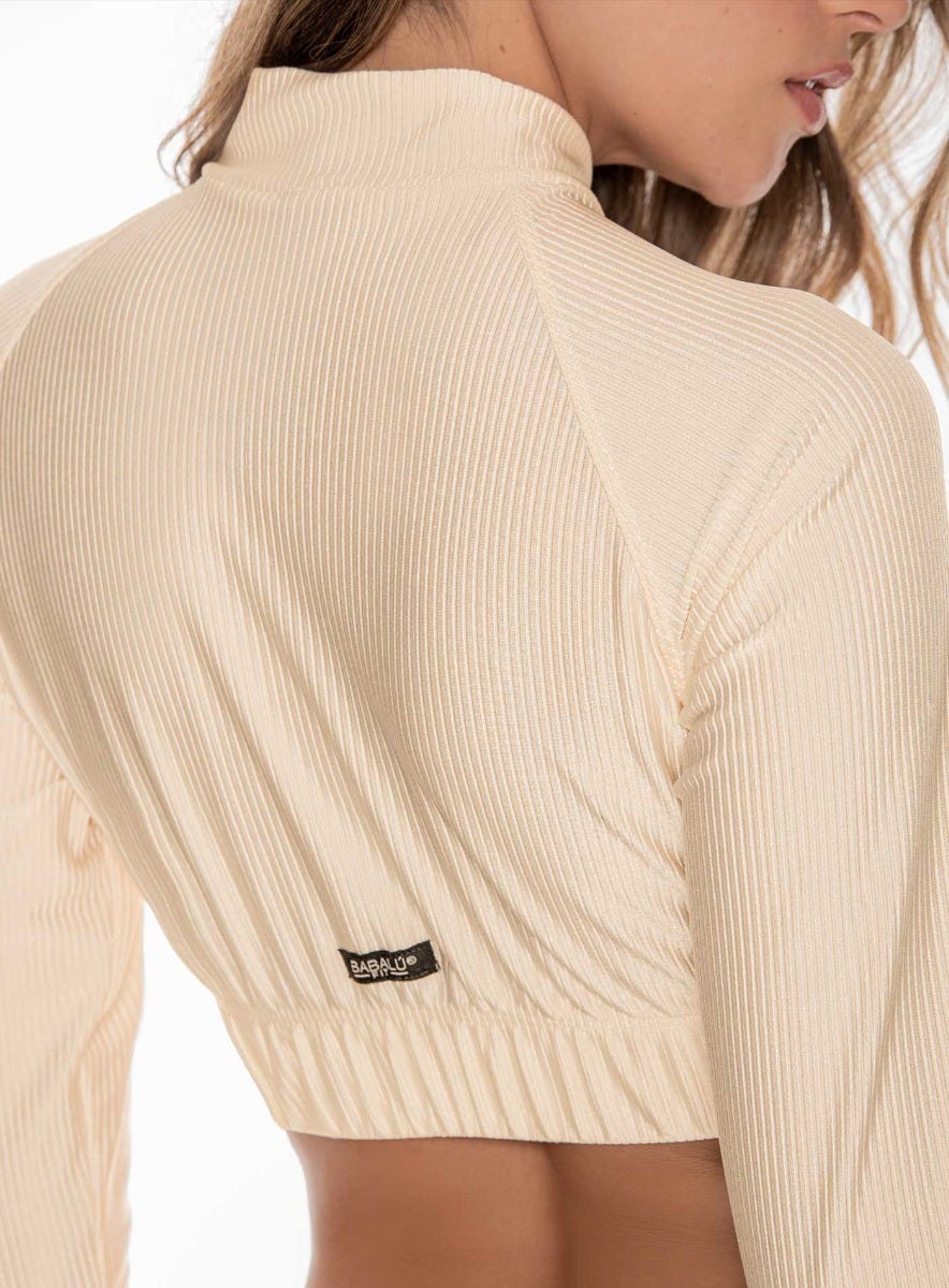 Top casual color marfil para mujer, marca BABALÚ, referencia 110353, vista detalle. Compra al por mayor en int.babalu.com.co en USD.