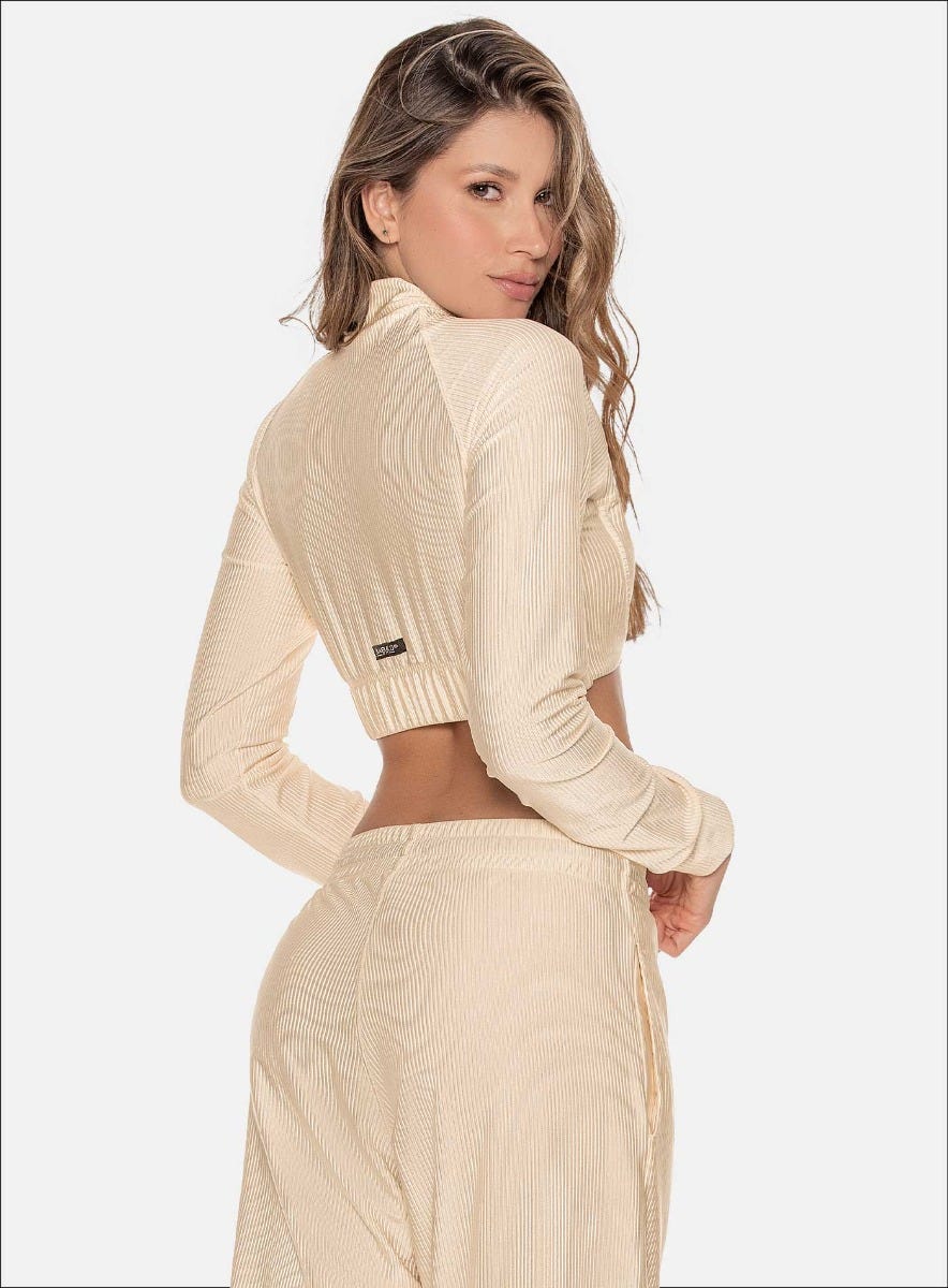 Top casual color marfil para mujer, marca BABALÚ, referencia 110353, vista detalle. Compra al por mayor en int.babalu.com.co en USD.
