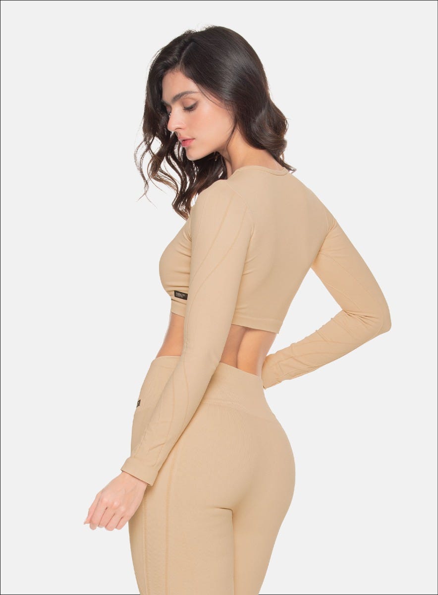 Top deportivo color beige para mujer, marca BABALÚ, referencia 109313, vista lateral. Compra al por mayor en int.babalu.com.co en USD.