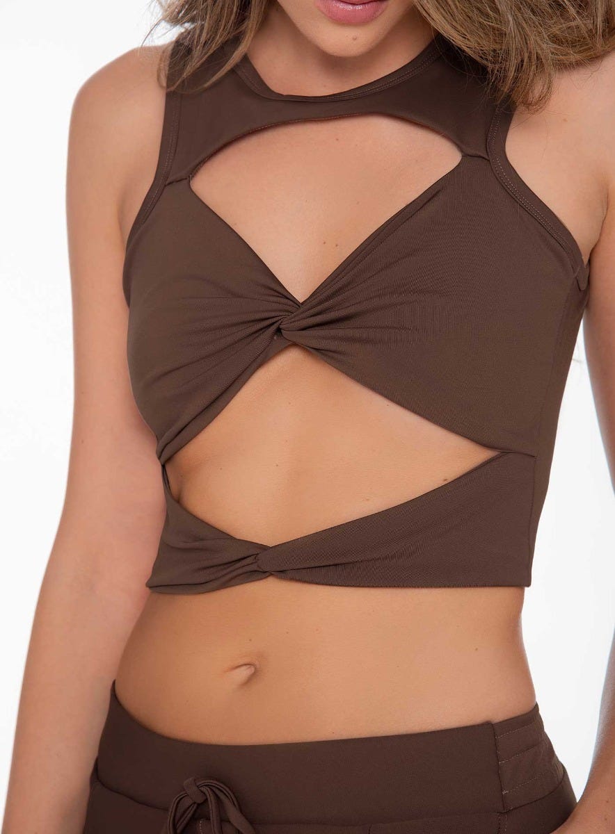 Top deportivo color cafe para mujer, marca BABALÚ, referencia 111423, vista frontal. Compra al por mayor en int.babalu.com.co en USD.