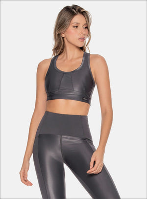 Top deportivo color gris para mujer, marca BABALÚ, referencia 111103, vista frontal. Compra al por mayor en int.babalu.com.co en USD.