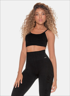 Top deportivo color negro para mujer, marca BABALÚ, referencia 109823, vista frontal. Compra al por mayor en int.babalu.com.co en USD.
