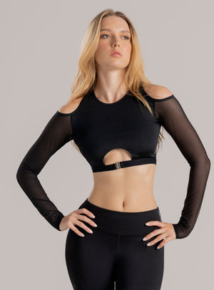 Top deportivo color negro para mujer, marca BABALÚ, referencia 110373, vista frontal. Compra al por mayor en int.babalu.com.co en USD.