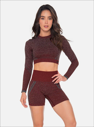 Top deportivo color vino tinto para mujer, marca BABALÚ, referencia 111923, vista frontal. Compra al por mayor en int.babalu.com.co en USD.
