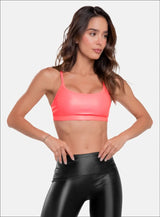 TOP DEPORTIVO APARIENCIA CUERO