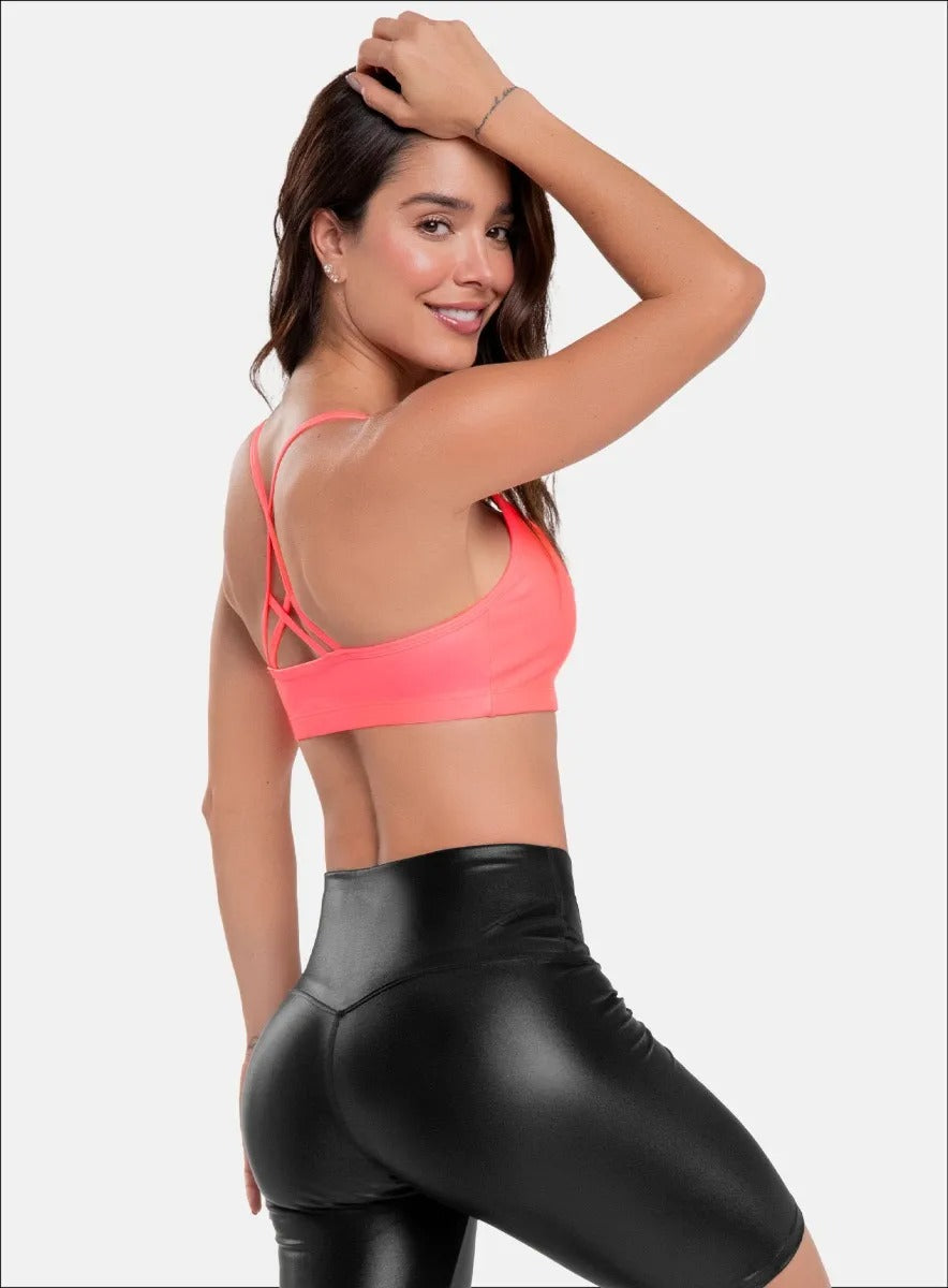 TOP DEPORTIVO APARIENCIA CUERO