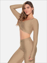 TOP MANGA LARGA CON FRENTE CRUZADO TELA ACANALADA CON EFECTO BRILLANTE