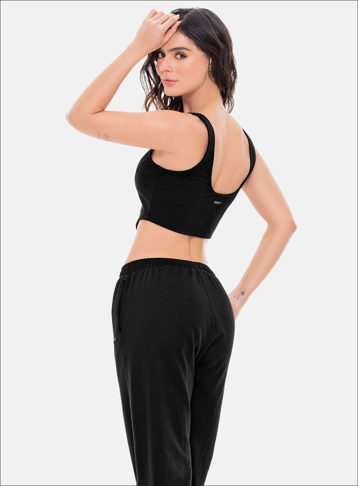 Top deportivo para mujer, marca BABALÚ, referencia 107983, vista detalle. Compra al por mayor en int.babalu.com.co en USD.